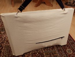 Я такой "дивайс" детям забабахал...(Аккумулятор 12V и таймер "Finder")