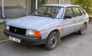 Вот Москвич 2141 Алеко, в просторечии "утюг":