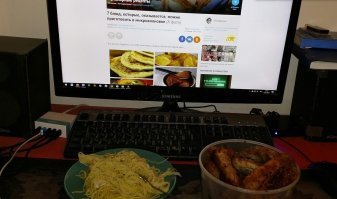 Я уж макаросики с рёбрышками в казане полопаю