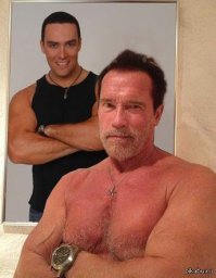 у него оскар за песню, а не за фильм. вместо него мог сыграть хоть невский, награду все равно получил бы