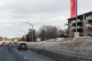 Автор, как ты объяснишь несоответствие этого поста и предыдущего про чистоту канадских дорог? У тебя на фотках Квебека явно дороги грязные