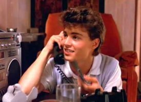 А Джонни Деппа почему забыли?
"Кошмар на улице Вязов" 1984,
"Фантастические твари - 2" 2018