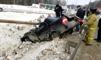 А чо попы нам статистику не показывают, сколько крещенных из освещенных машин, ежедневно исключается из списка потребителей кислорода. Увы...не канают ваши средневековые обряды в 21 веке.