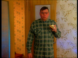 Все-таки выбился  Андрюшка то в люди :