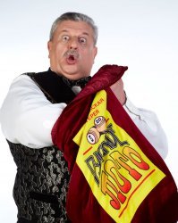 Некоторые русские сказки формируют у россиян веру в легкое обогащение, заявил в Госдуме заместитель председателя Центробанка Сергей Швецов©