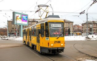 Чисто чехов у нас нет, есть несколько немцев, когда то бывших чехами и свои, совместные с белорусами. Есть ещё хлам из Москвы прилично восстановленный на местных мощностях Н-ска. Ест ещё старички 705е, есть 619е, 621е и 623й. Но БКМ-Сибирь всё же самые приятные. На последней фотке БКМ на сборке.