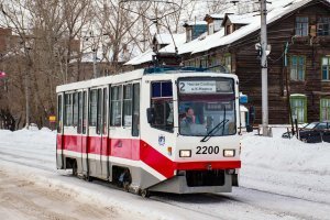 Чисто чехов у нас нет, есть несколько немцев, когда то бывших чехами и свои, совместные с белорусами. Есть ещё хлам из Москвы прилично восстановленный на местных мощностях Н-ска. Ест ещё старички 705е, есть 619е, 621е и 623й. Но БКМ-Сибирь всё же самые приятные. На последней фотке БКМ на сборке.