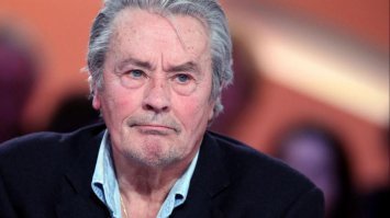 Сегодня все фальшивка, всех интересуют только деньги. Никто не держит слова, каждый день сообщают о новых преступлениях

  Ален Делон.
