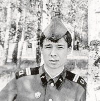У нас мальчики-парикмахеры под девочек косят.