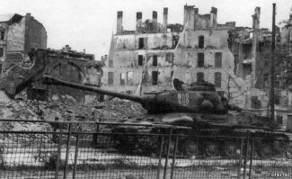 Слыш, немец-подводник, мадагаскар бесхвостый, почему здесь 2 щели?