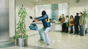 Житель Краснодара решил ограбить магазин, но вместо кассы украл весы