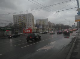 Согласен. Тупанул конкретно. Всё верно от моей же стрелки и влево. А я указал прямо в девятиэтажку, которых там, тоже две. 1:0 в Вашу пользу.
