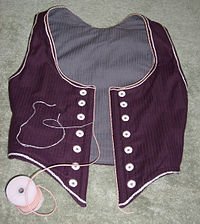 Словарь: Лиф - верхняя часть платья, охватывающая туловище от шеи до пояса. Происходит от нидерл. lijf «корпус». Бюстгальтер - нижнее бельё, усеченный до минимума лиф. Для примера - есть чулки, гольфы и носки. Лиф - типа чулок, лифчик - носки.
А вообще есть такая штука - Гугл, там можно много чего найти интересного.