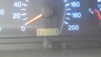 14 лет это долго... У меня машина 2004 года и скоро я 222222 сфоткаю ;) А 100000 я благополучно прое.....