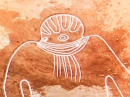 "Великий бог марсиан" устроился работать в офис :)