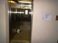 Демотиваторы о лифтах