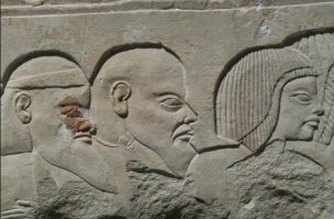 Ленин жил, Ленин жив, Ленин будет жить ...