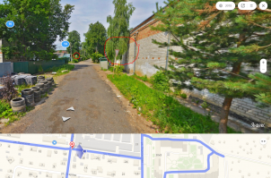 Панорама перед перекрестком водителя каблука. (Яндекс карты, 2018, лето.)
Знак уступи дорогу есть. Его могли зимой трактором снести.