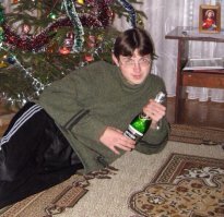Иисус любит тебя)))