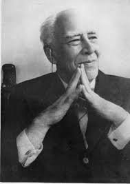 Коммунальщиков обязали выплатить 720 тысяч рублей жителю Урала, который не платил коммуналку 8 лет