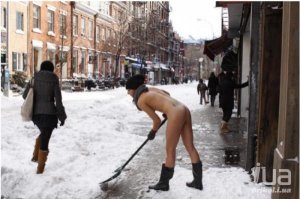 Услуги сопровождающей, часик чуть дороже..