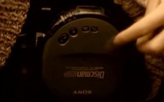 Всё фигня... у Данилы в Брат2 был Sony Discman Player D245