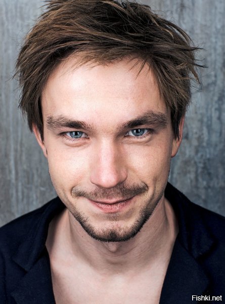 Самый не любимый актер моей жены (по ее словам - совершенно беспородная рожа).