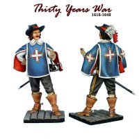 Не самая лучшая фирма. Что-то, типа, Старлюкс.  А вот, например, капитан мушкетеров от ДельПрадо. Или целая композиция от фирмы First Legion. Вот это качество. Правда, и цены там уже более крутые...