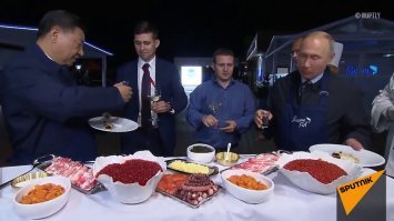 Он и так живет в виртуальной реальности , в отличие от тех детей, которые в школах падают в голодные обмороки, потому что у родителей нет 50 рублей, чтобы оплатить им школьный обед. 

 "Голодные обмороки детей в школах подтвердились: смотрят, как едят другие" :