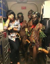 А вот тут сами пофантазируйте, сколько интересного и неизведанного таят в себе папуасики.