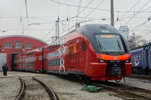 Фото поездов и прочего жд-транспорта с просторов интернета