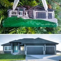 "Риелтор дарит клиентам елочную игрушку в виде купленного нового дома" у нас в городе помню тоже акция была: купи квартиру, получи тортик))