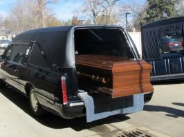Cadillac Escalade превратили в роскошный лимузин