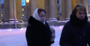 Отставим в сторону кривое изложение материала и подачу информации. Приступим к просмотру видео! И... УПС! Их таки (внимание) ПЯТЬ! Пять человек, ответивших правильно! ;)

Таки проблемы с математикой есть!