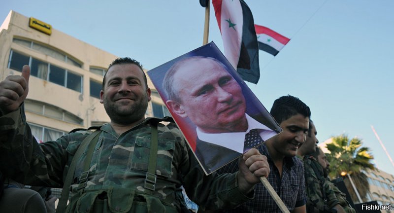 Сирийцы, освобожденные от гнёта Путина, приветствуют американские войска: