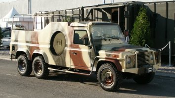 Шестиколесные автомобили: зачем машине два лишних колеса