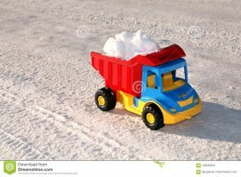 Нафига?
Поту-что не догадались вместо мешков тележки подогнать?