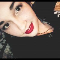 А у моей подруги дочка вообще на Монро весьма похожа...