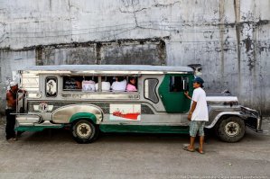 Следующая ступень развития - филлипинская маршрутка.