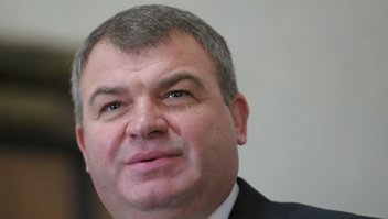 Сердюков проконтролирует в ОДК "прозрачность" системы вознаграждений
23 августа 2016, 11:11


Анатолий Сердюков возглавил совет директоров "Роствертола"


Суслика видите? Нет? А он есть :-)
