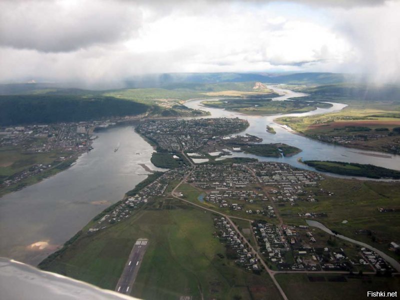 Позволю себе добавить фото с других ракурсов к №11. Лена, город речников - Киренск, т.к. это мой родной город и фото не совсем информативное