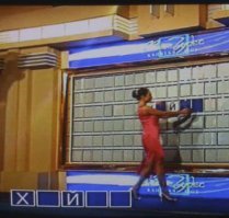 Актриса одной роли: она зарабатывает миллионы, просто переворачивая буквы