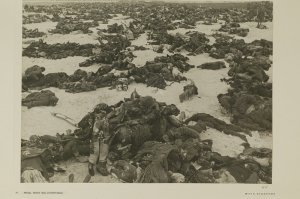 Кавалерийский полк полного состава в РККА это 1600 человек (вместе со вспомогательными военнослужащими) или 1200 кавалеристов, которые участвуют в бою.
Батальон вермахта это 800 человек, как следует из вашей истории батальон мотоциклистов и пулеметный батальон были уничтожены "сабельной атакой" 1200 кавалеристов...
Вы представляете себе стрельбу из пулемета по открытым целям?
Вы правда считаете, что у движущихся открыто кавалеристов есть шанс победить?

По поводу ваших фото...
IsPavel, что видно на ваших фото?

"...все поле было в несколько рядов усеяно телами людей и лошадей...!
"...сто километров обочины этой дороги были едва ли не сплошь устланы телами погибших..."  - это видно?
100км устланных телами, видно?

Или видна одинокая расстрелянная машина с погибшими и брошенные грузовики?
А что, панораму "со 100км" было не снять?
А ведь под Слонимом вермахт сопровождало более 180 фотокорреспондентов службы пропаганды...
Не смогли снимать? 

Для сравнения фото с погибшими немецкими солдатами (для вас даже фото с грузовичком). Специально, фото сделанные в разных местах.
Разница заметна?