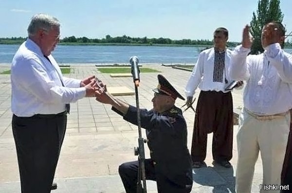Это тебе, "гражданин" свободной страны.