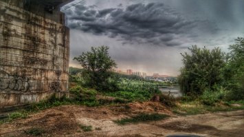 Мне заняться тоже было не чем. Фотки в телефоне перебирал (на вид все удалить надо) минут 10 в редакторе и в итоге очень даже. оригиналы трудно найти. но они были размыты и c засвечены и затемнены. это из первых. сейчас гораздо круче.