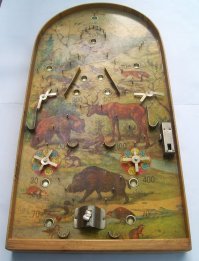 У меня такой был в детстве. Сколько я часов,дней убил за ним. Вспомнил, аж прослезился...