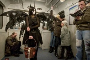 Самое крутое в этой фотке, это Флоки сидящий в углу на заднем плане))