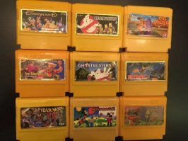 относитеьно новодельные картриджи, в самом разгаре были вот такие TV.GAME :