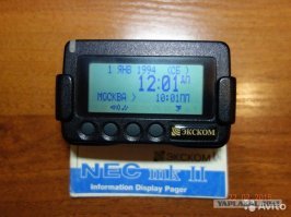 Мой первый пейджер и первый телефон.