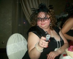 (За секунду до...)
- Дорогая, зачем ты одела траур?